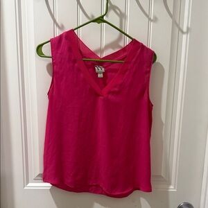 Worthington Fuchsia V-Neck Tank Top